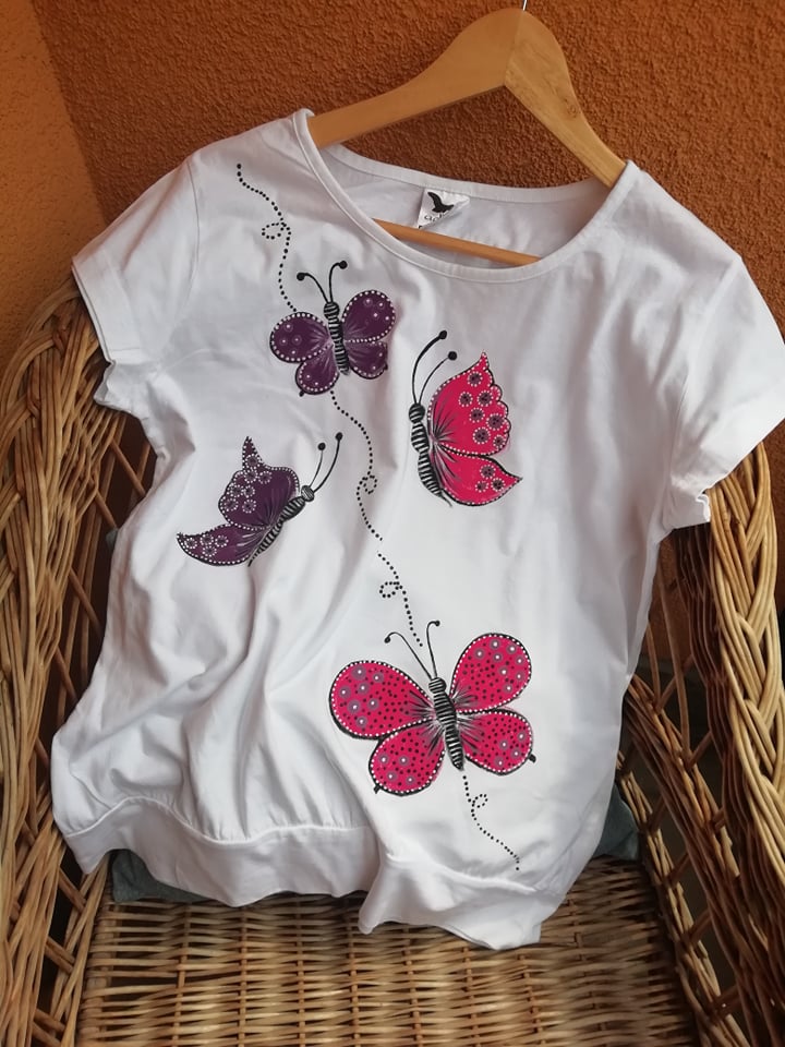 MOTÝLÍ CESTA - tričko dámské - IHNED k prodeji