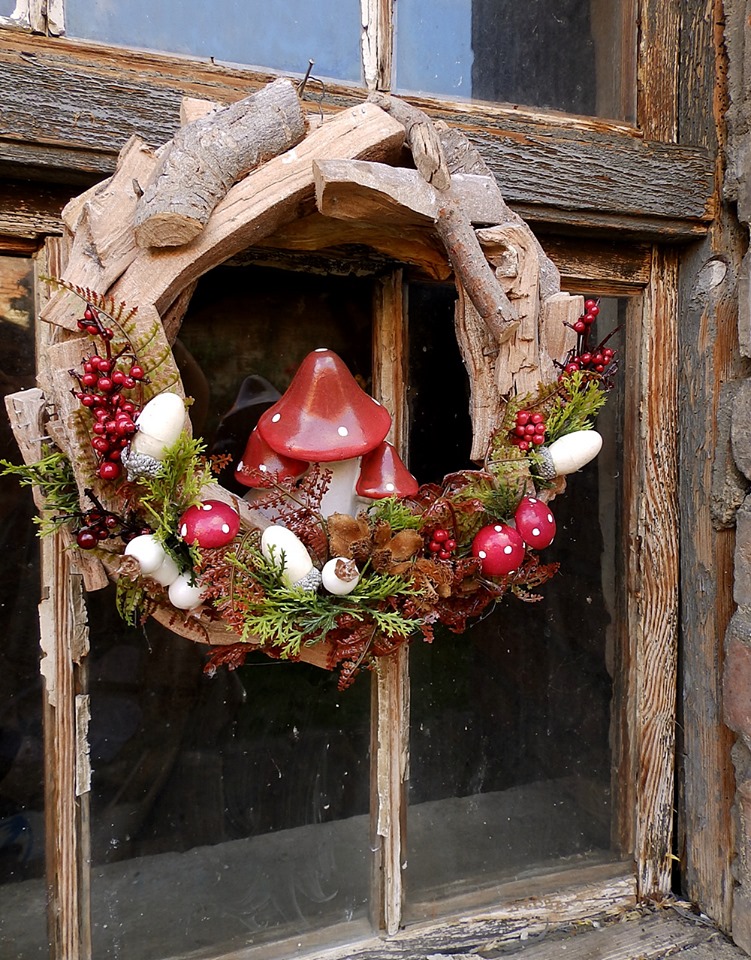 Věnec můchomůrkový 