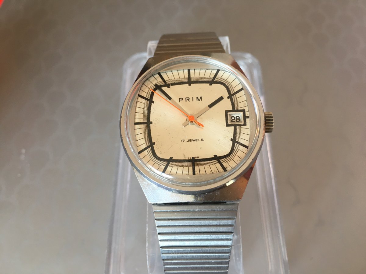 Hodinky Prim "TELEVIZE", z roku 1978 s datumem