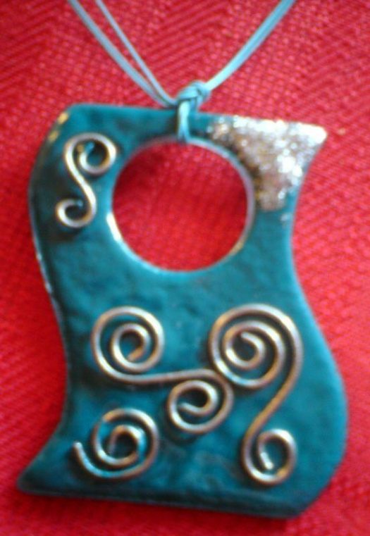 Smaltovaný náhrdelník Spirálky