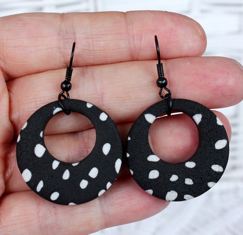 vzorované náušnice 