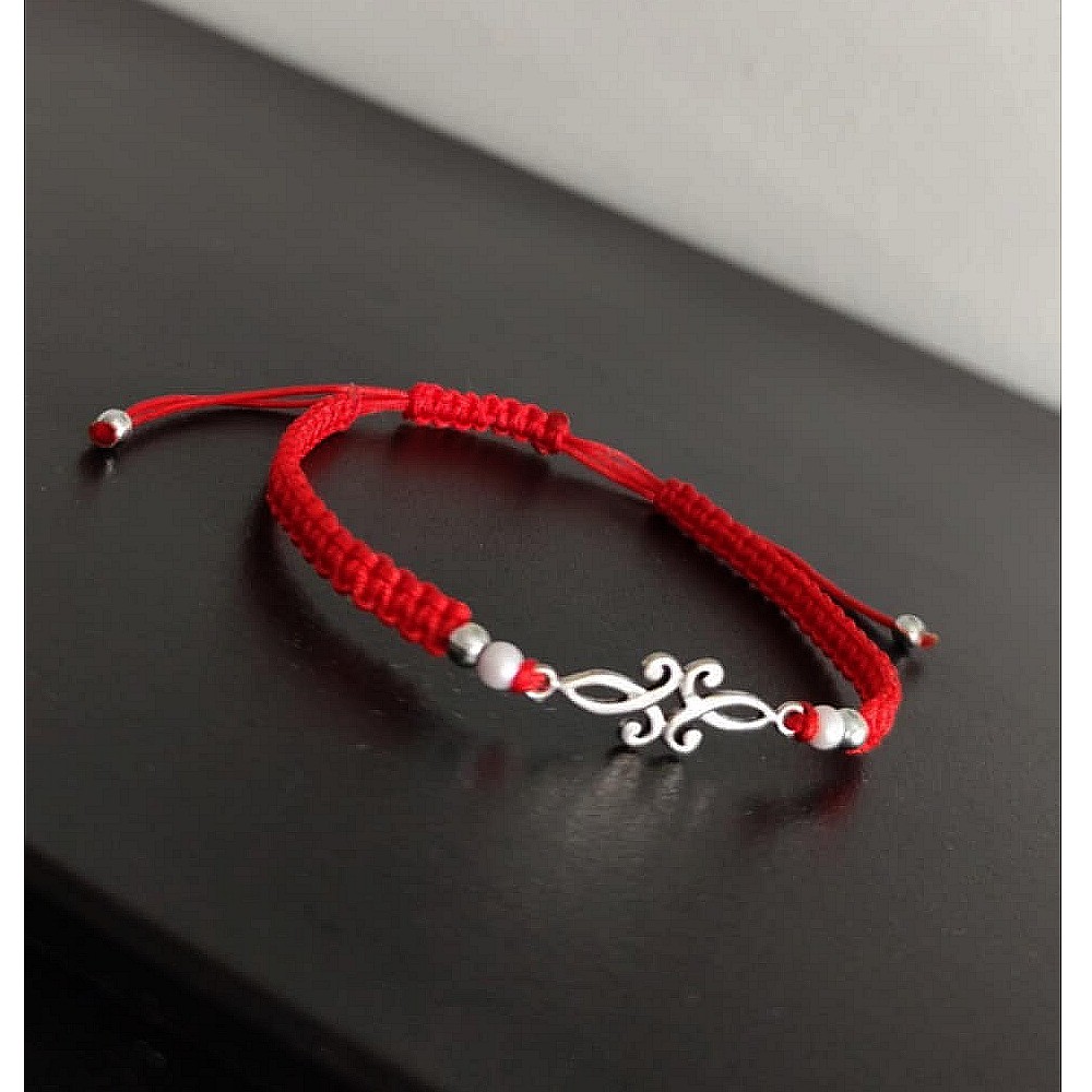 Náramek Shamballa s kovovým ornamentem