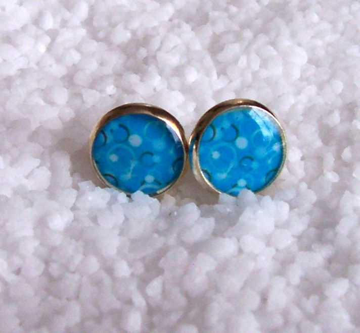 Náušnice z pryskyřice