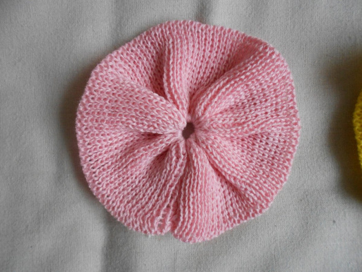 Pletené ozdoby průměr 8,5 cm