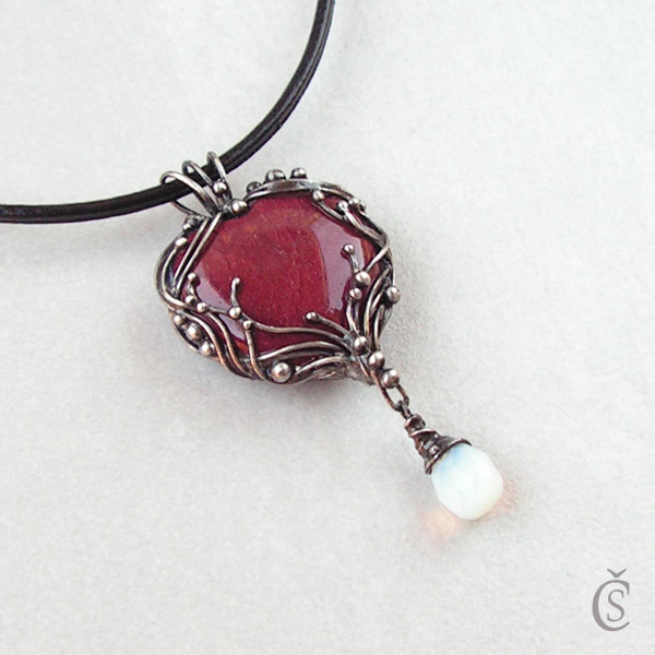 Srdíčko - Jaspis Mokait, Opalit