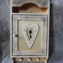 Skříňka na klíče - srdce a klíč Provance