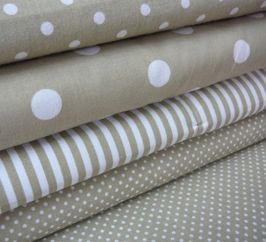 Bavlněná látka - metráž - béžová s malým puntíkem - š. 150 cm