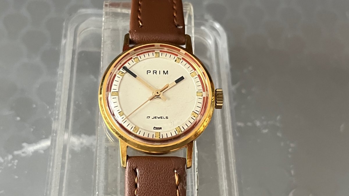 Dámské Hodinky Prim, z roku 1976, zlacené II