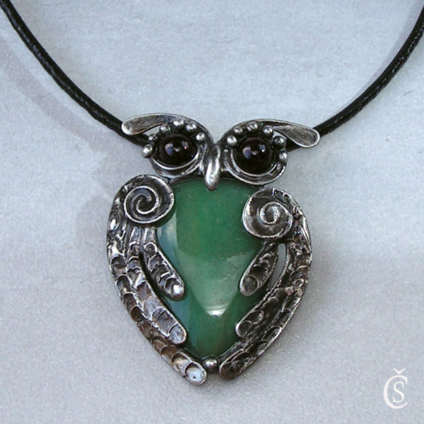 Výr velký - Avanturín, Granát