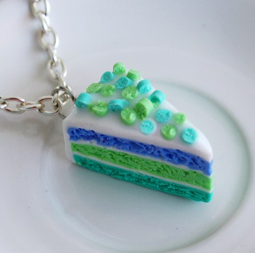 duhový dortík na krk