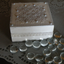 Svatební romantická krabička,šperkovnička,dárková krabička reliéfní