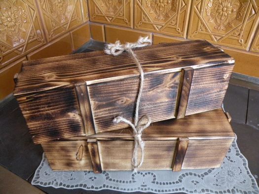 Rustikální krabice na láhev vína - krása dřeva přírodní na přání
