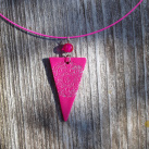 Náhrdelník - Růžovostříbrný trojúhelník