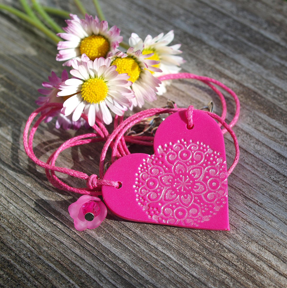 Náhrdelník - srdce ornament růžovostříbrný