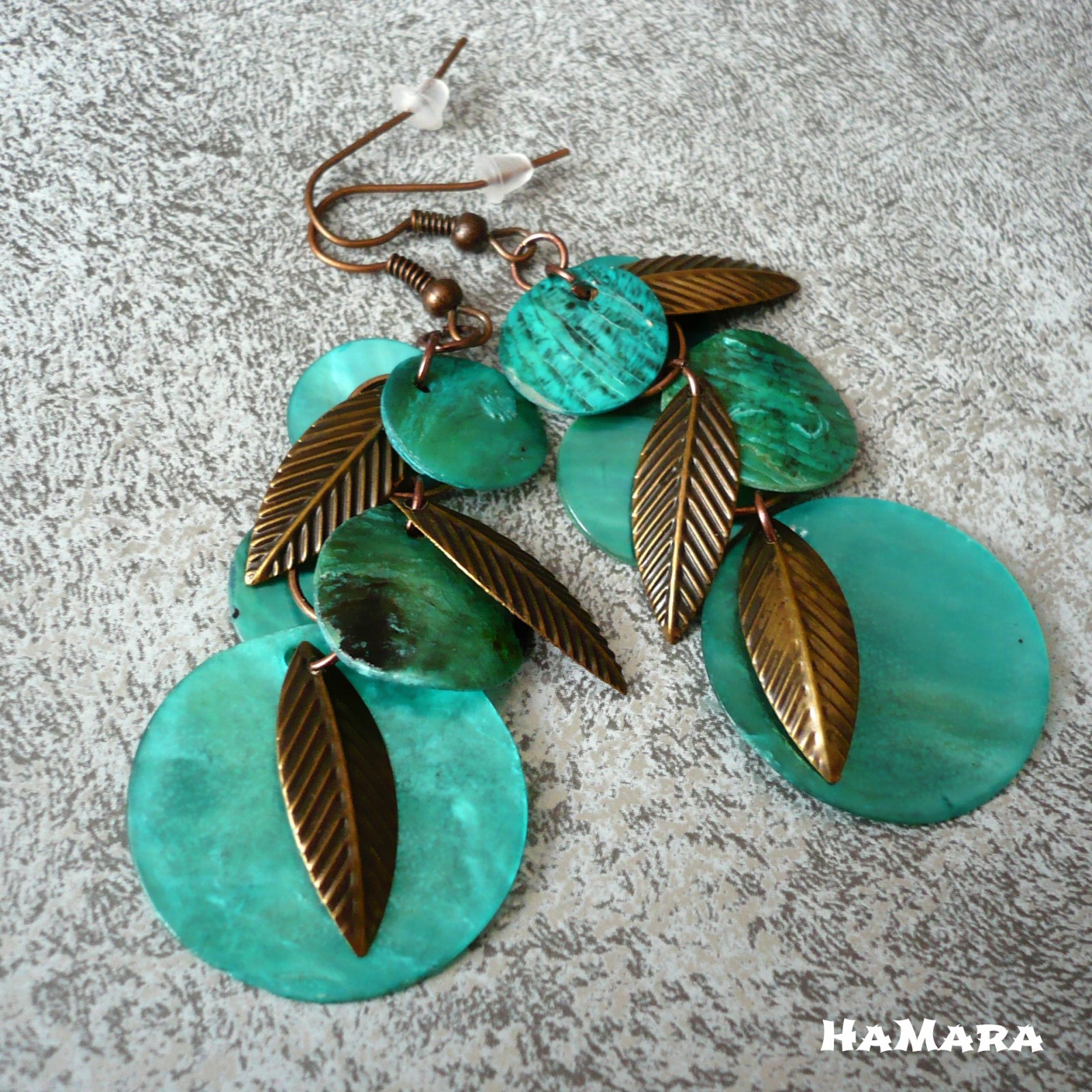 Lístečky v tyrkysové perleti