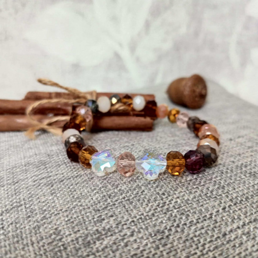 Náramek broušené korálky