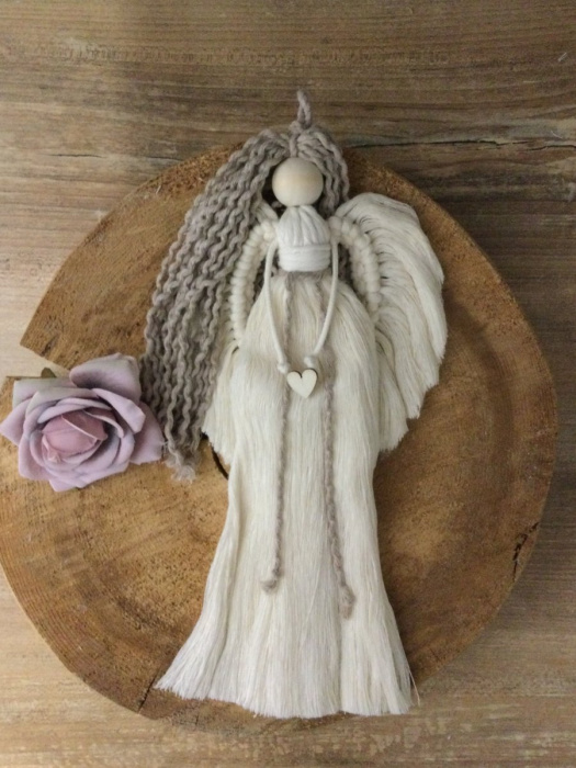 Macramé andělka v boho stylu - krémová ( natural ).