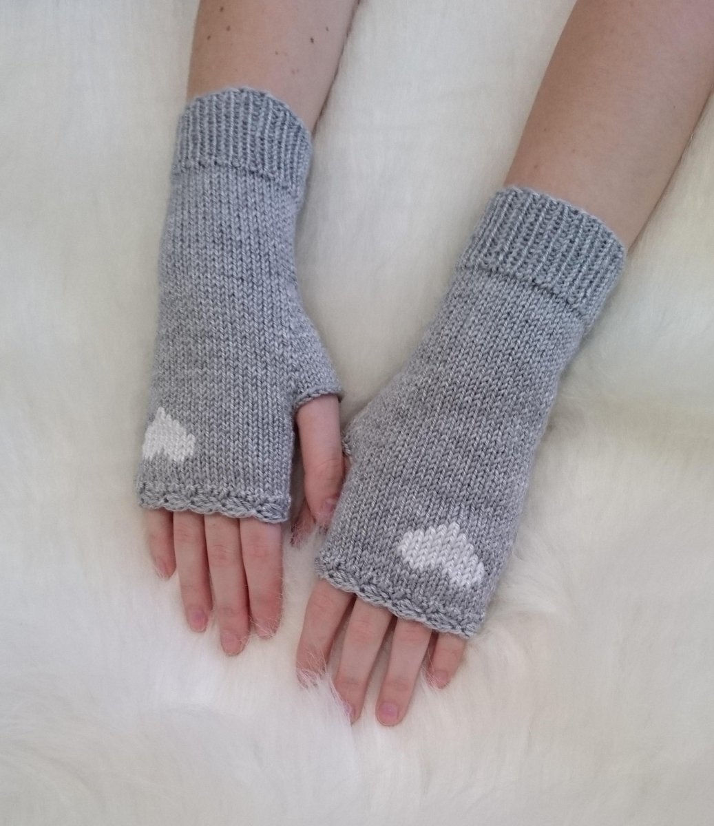 Srdeční záležitost - šedá s bílou