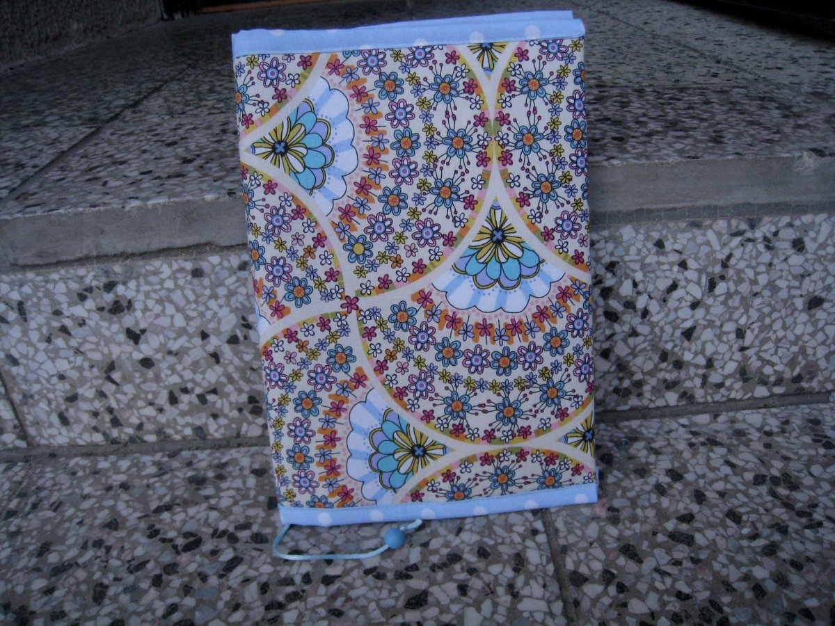 Obal na knížku - jarní barvy