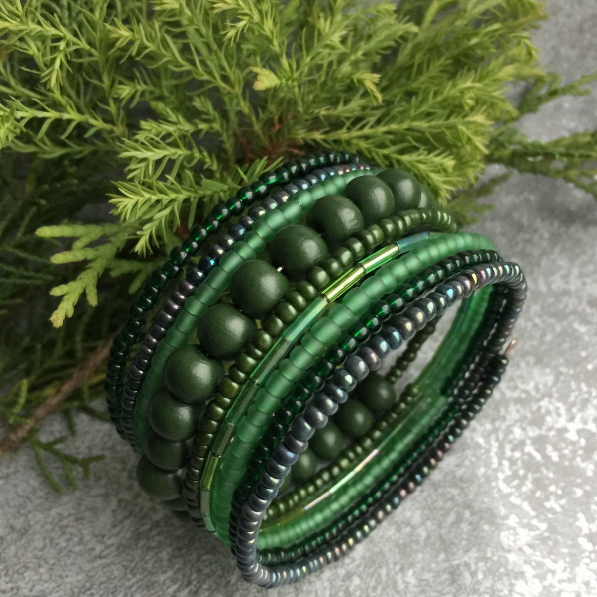 Náramek dřevečkovník lesní