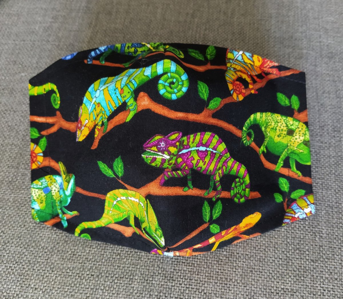 Rouška Designová Chameleon