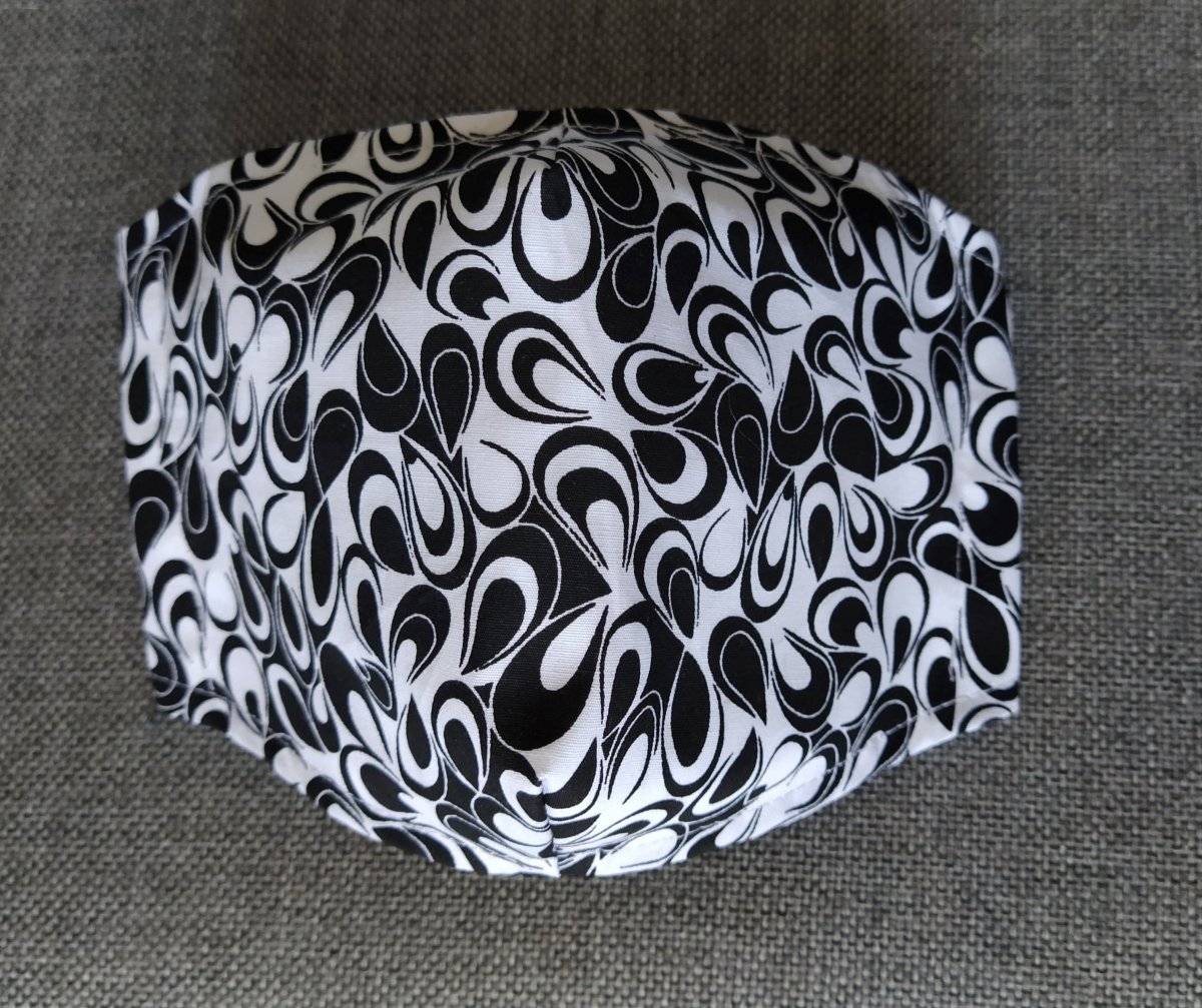 Rouška Designová Černobílá