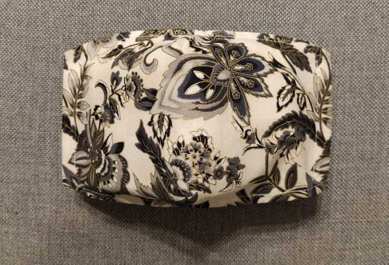 Rouška Designová Černobíly květ