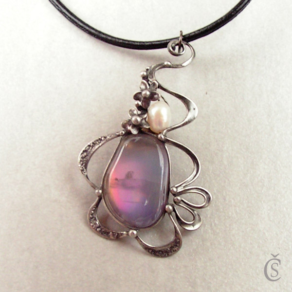 Letmo - Křišťál, Perla