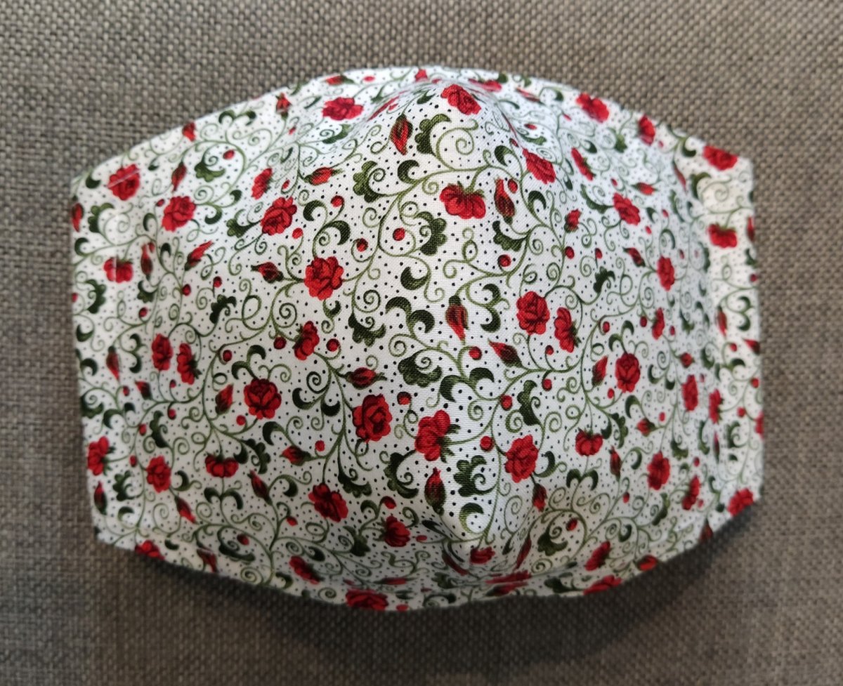 Rouška Designová Něžné růžičky 