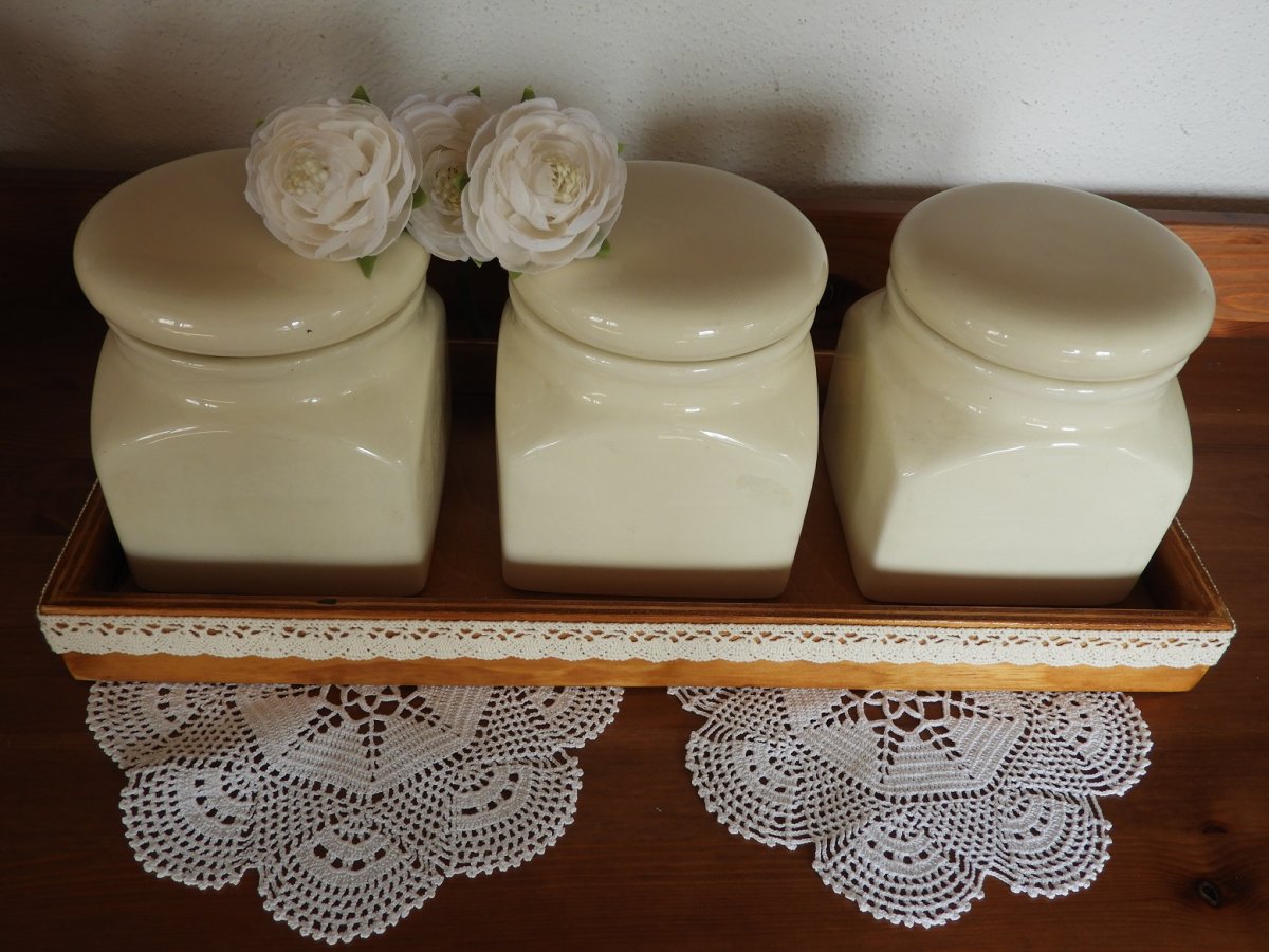 Originál sada romantických dóz s podnosem Provance