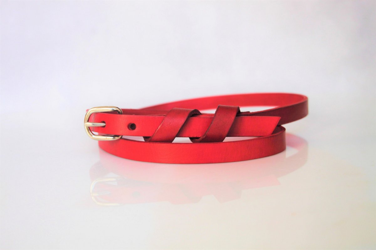 Kožený úzký pásek 1,5 cm, více barev