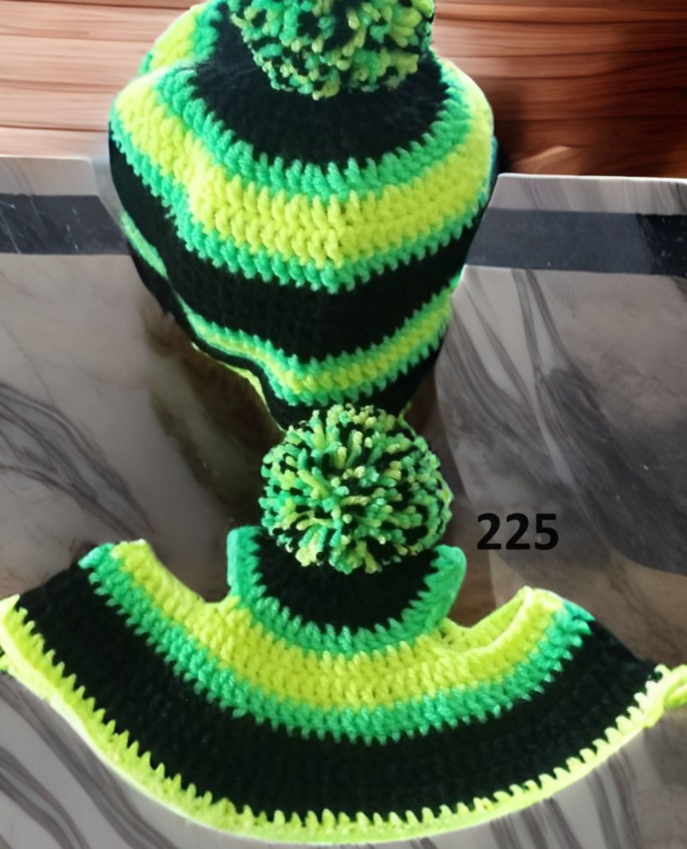 Háčkovaný set pro koně a jezdce