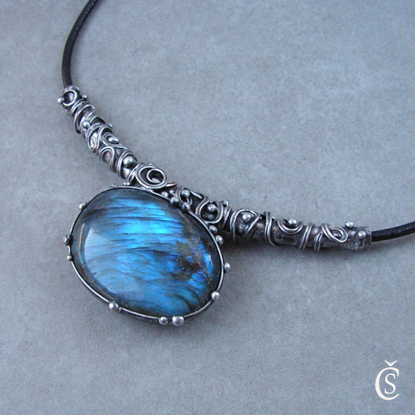 Hvězdný pás Orionu - Labradorit