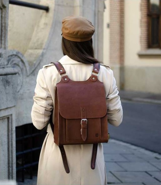 Kožený batoh hnědý -15%