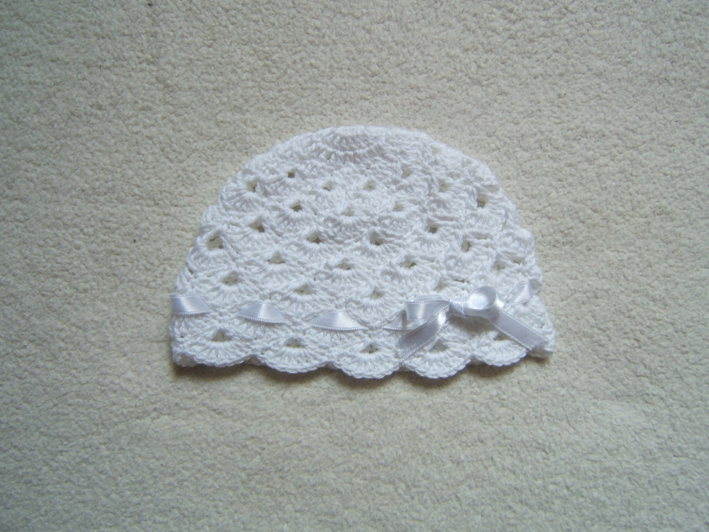 Háčkovaná čepička