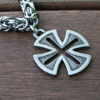 Pánský náhrdelník s templářským křížem