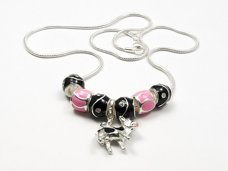 Bů, naše kráva je veselá - náhrdelník