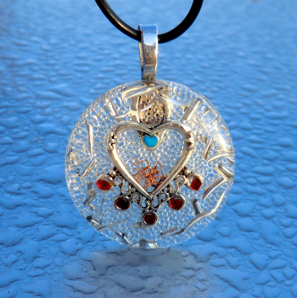 Orgonit *Srdíčko poseté granátky*, PřEX5