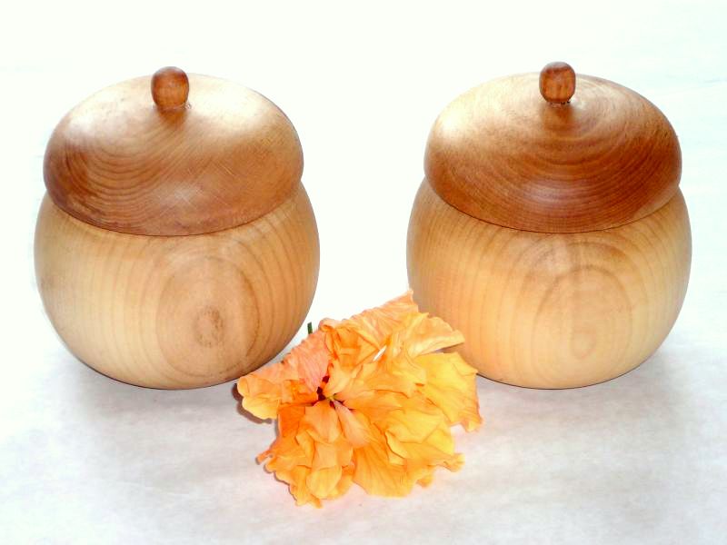 Dřevěné dózy- sada 2 ks