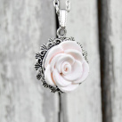Růžička - náhrdelník