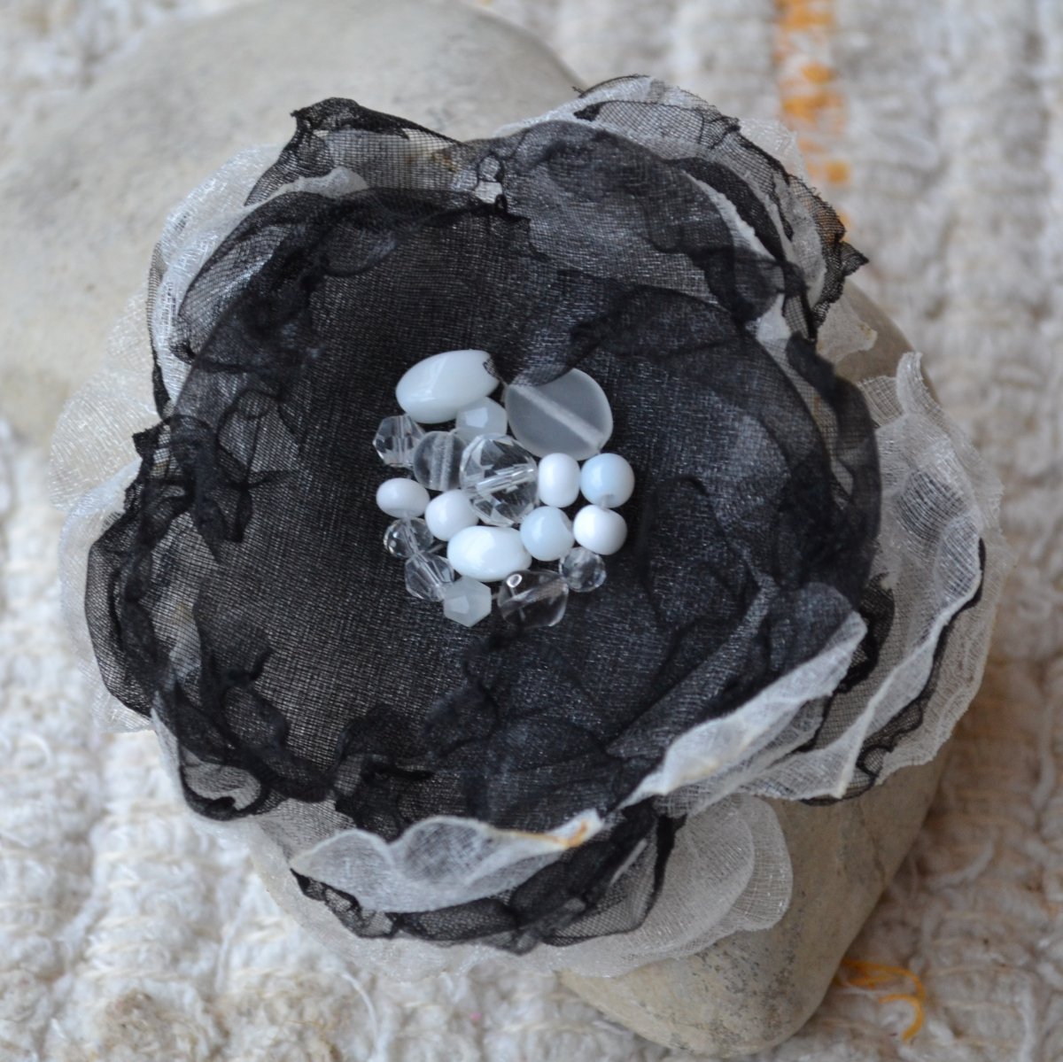 třapatka - černobílá