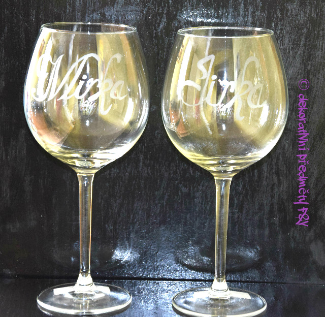Sklenička na víno - jméno