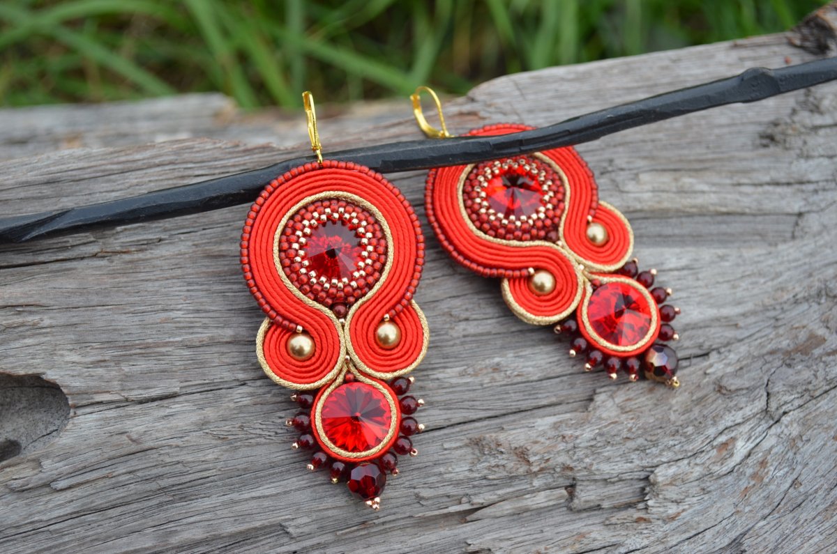 Soutache Náušnice Bathory