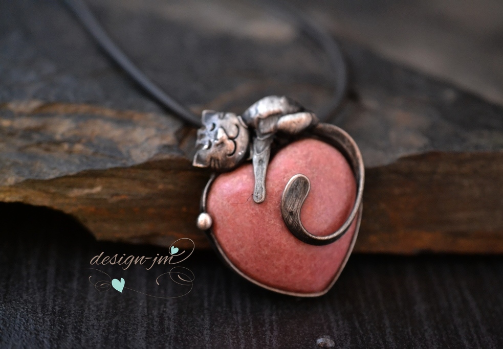 Ospalé kotě - malý rodochrozit