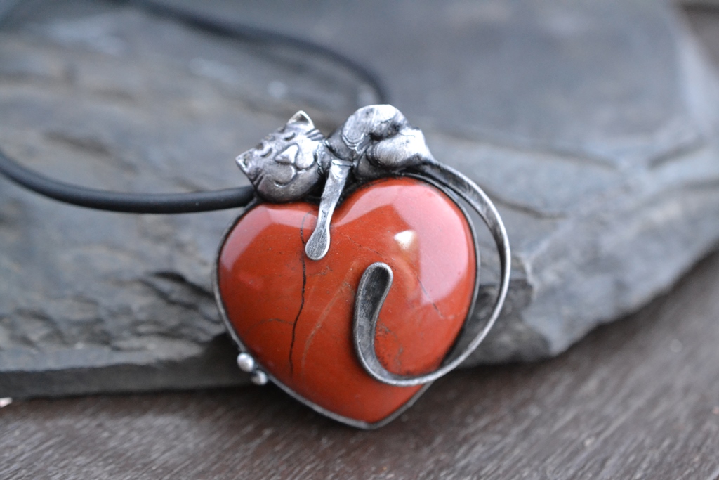 Ospalé kotě - jaspis