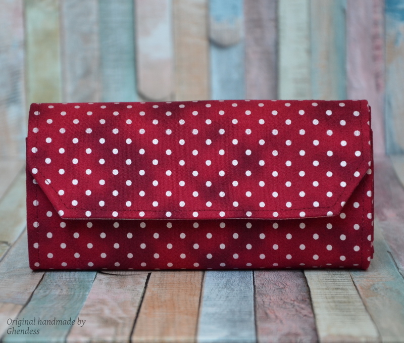 Peněženka - Stříbrný puntík na vínové