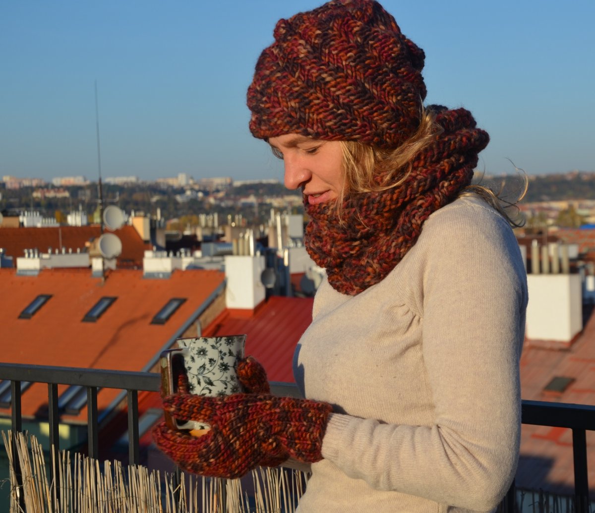 Souprava rezavohnědá hřejivá