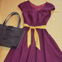 Šaty s kolovou sukní