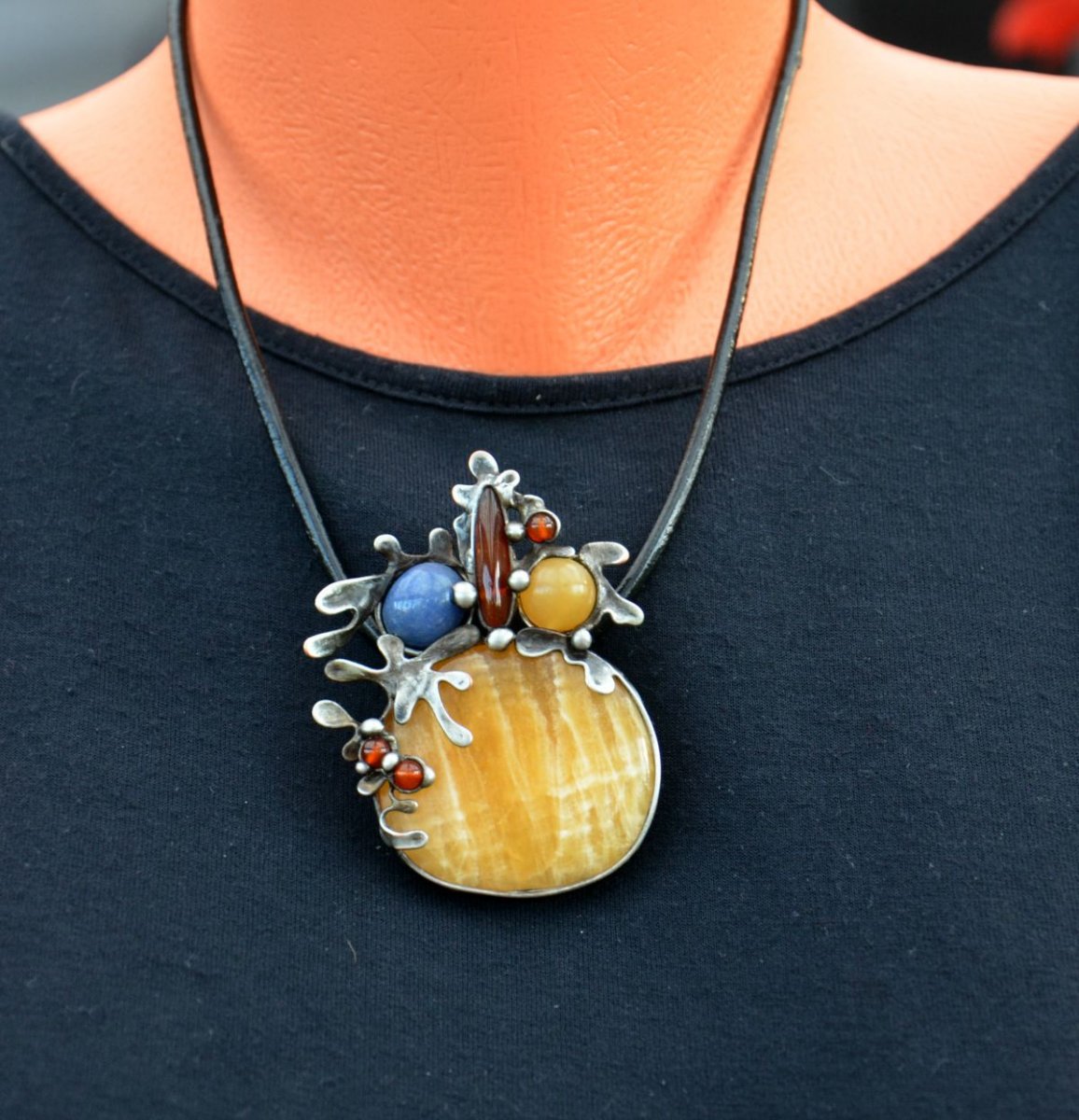 Radost - aragonit, karneol