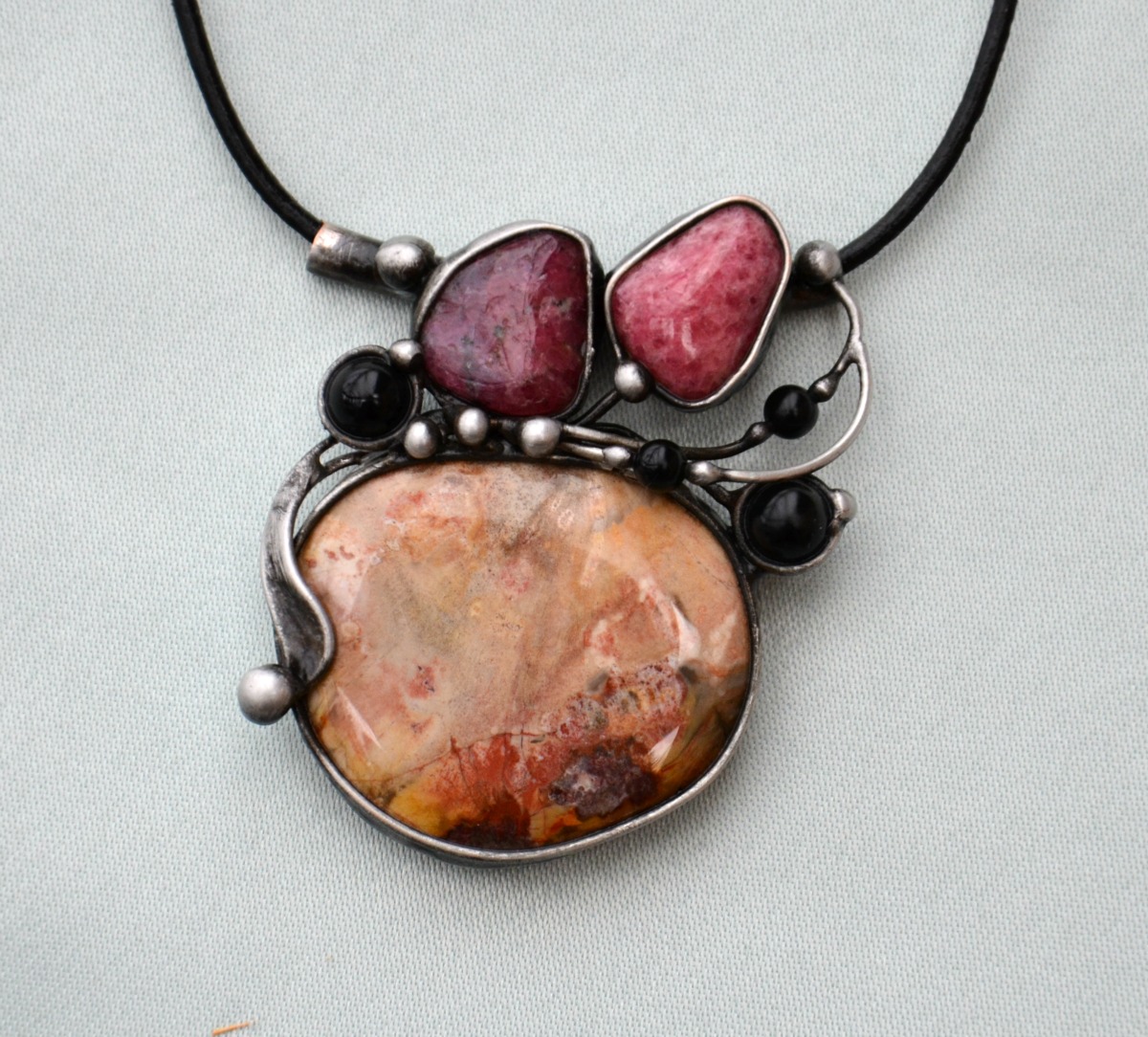 Velmi dávno - zkamenělé dřevo